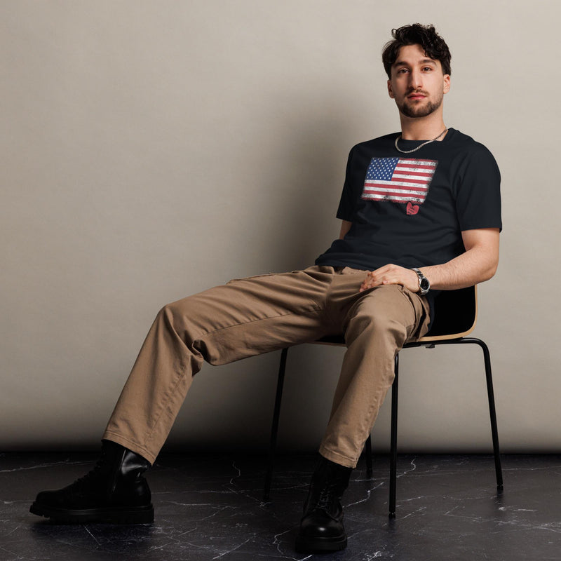 Unisex premium Trump t-shirt Trump Will Be Back T-shirt
